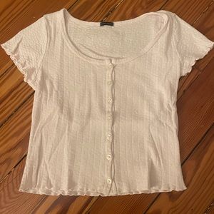 baby pink slightly cropped tee